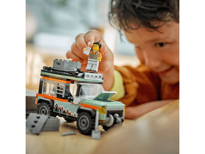 LEGO® City terenski kamion 4x4 off.road (60447)