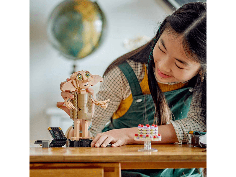 LEGO® Harry Potter Dobby™ kućni vilenjak (76421)