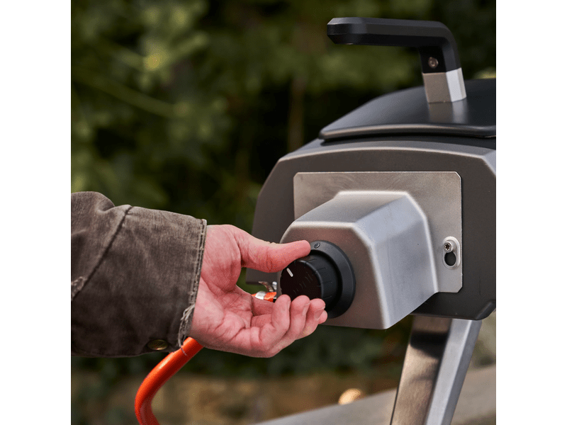 Ooni Karu 12G Vegyes tüzelésű pizzakemence (UU-P25100)