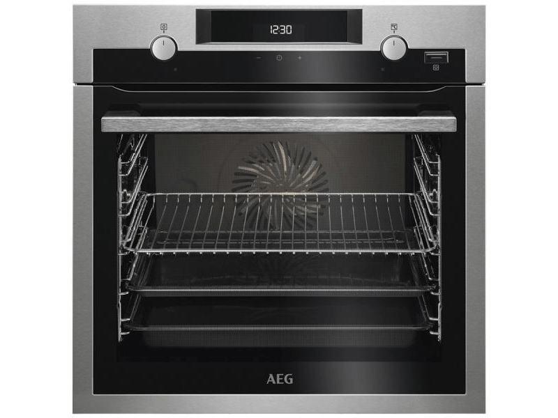 AEG BCE455350M SteamBake beépíthető sütő gőzfunkcióval, katalitikus tisztítás