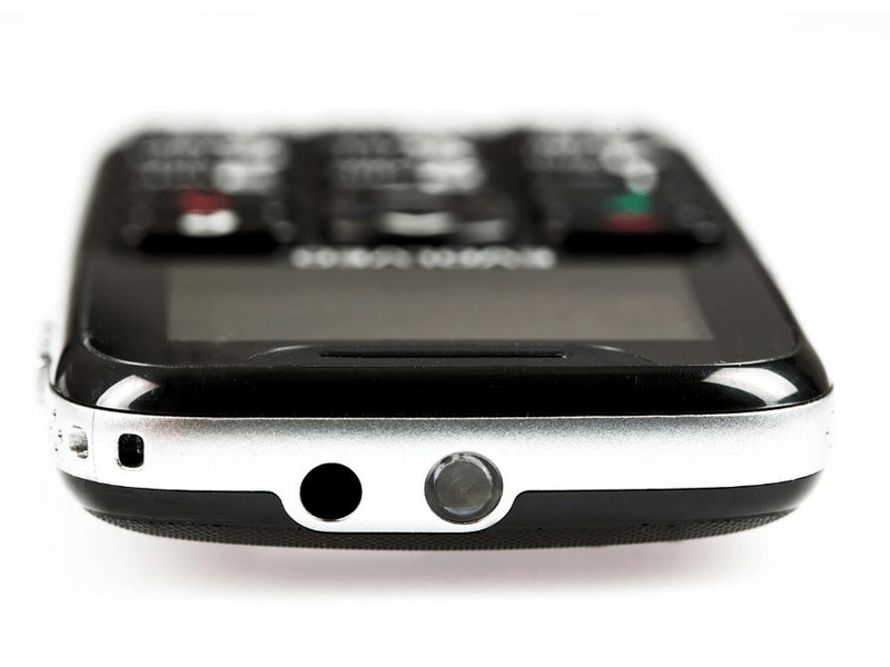 EVOLVEO EASY PHONE EP-500 Kártyafüggetlen mobiltelefon fekete