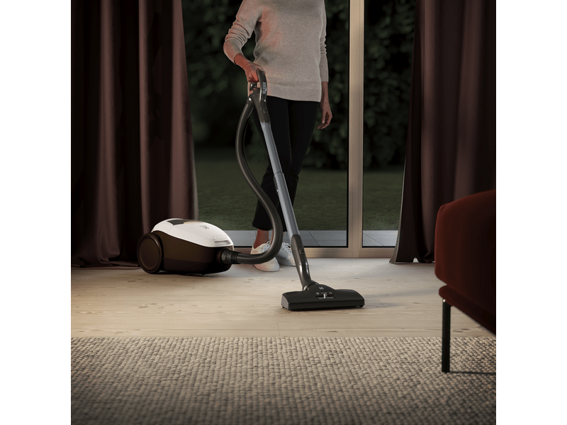 ELECTROLUX PD82-ALRG Pure D8.2 szuper csendes porzsákos porszívó, allergiában szenvedőknek