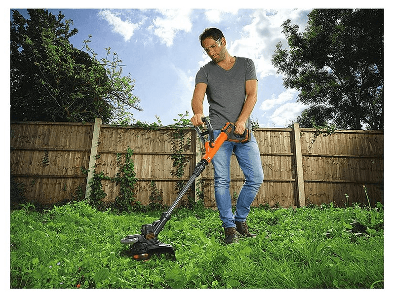 BLACK + DECKER STC1820PCB-XJ Akkumulátoros fűszegélyvágó