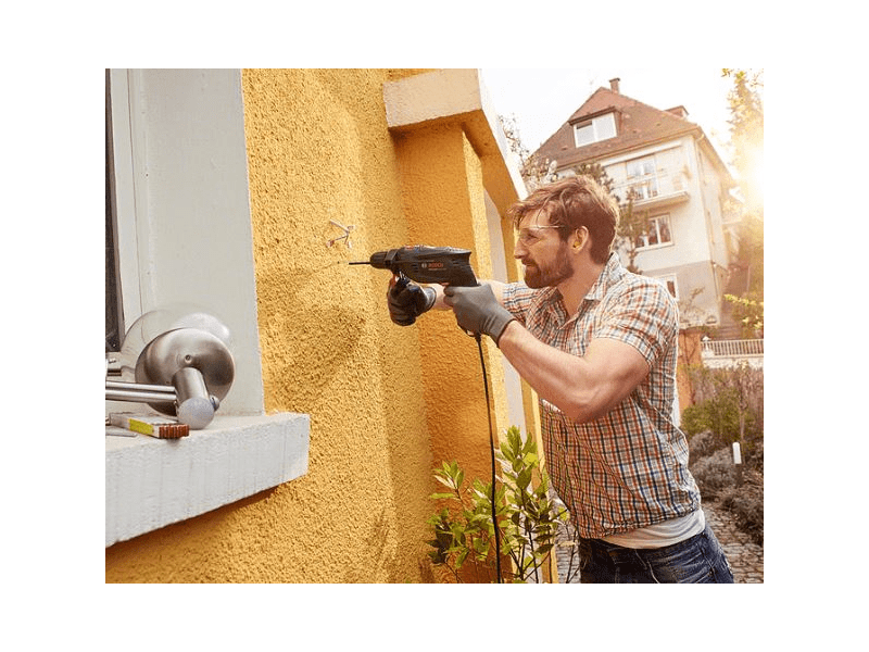 Bosch UniversalImpact 800 udarna bušilica (0603131120)