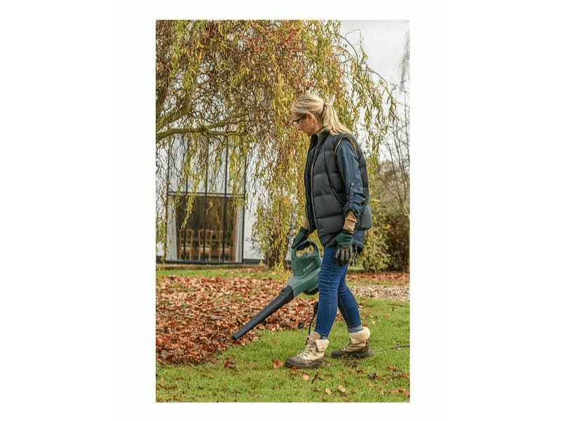 Bosch 06008B1000 UniversalGardenTidy kerti lombszívó