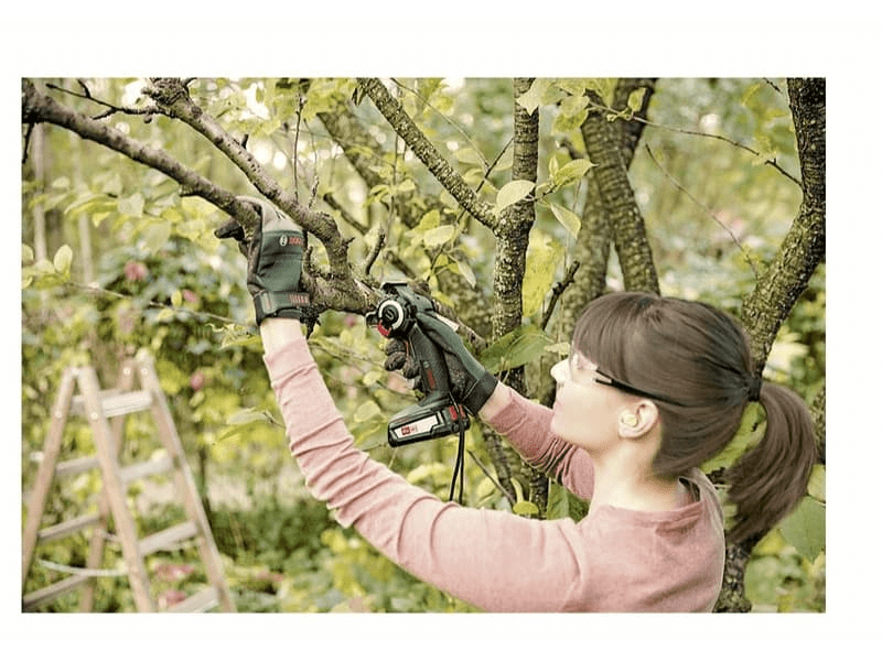 Bosch 06033D5101 Advanced Cut 18 Akkus fűrész