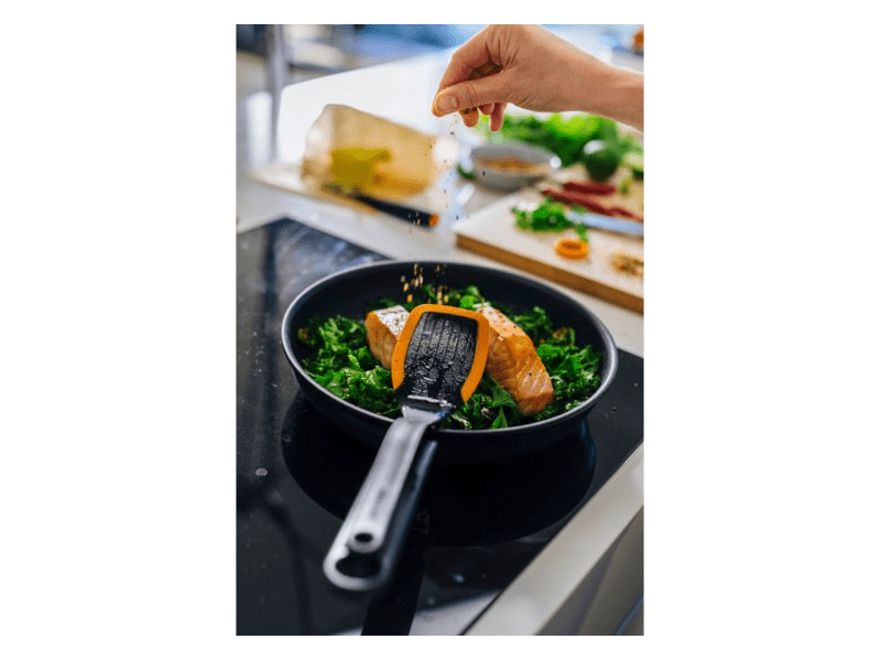 Fiskars Functional Form spatula, szilikon széllel (1027300)