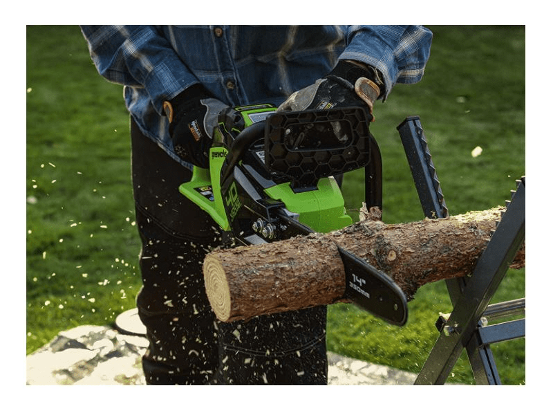 GreenWorks GD40CS15 Akkumulátoros láncfűrész, akku és töltő nélkül
