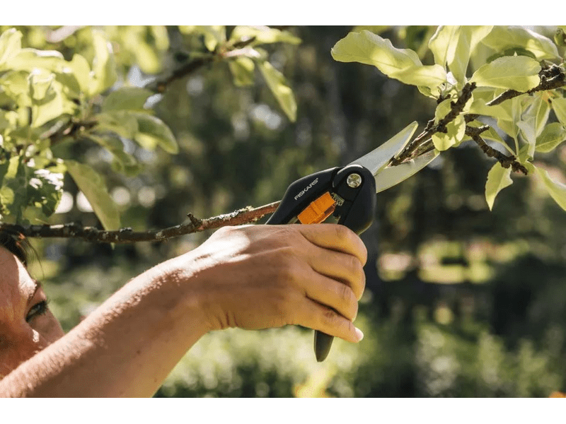 Fiskars 1000571 SingleStep Általános kerti olló, SP28