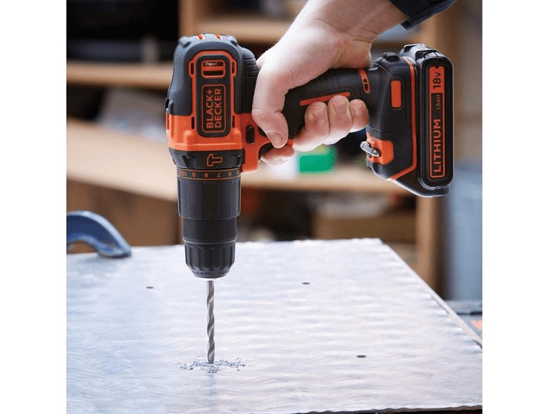 Black + Decker BDCHD18BAFC-QW Akkus ütvefúró-csavarozó készlet