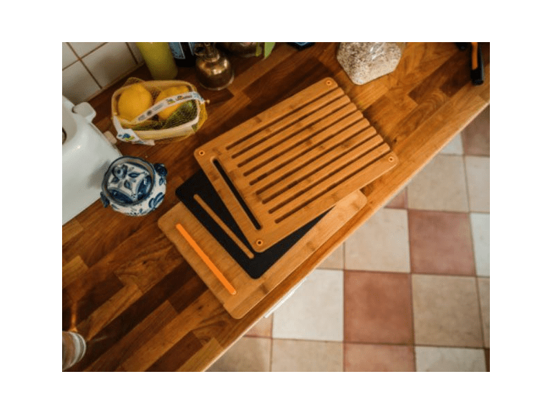 Fiskars Functional Form Bambusz vágódeszka készlet (1057550)