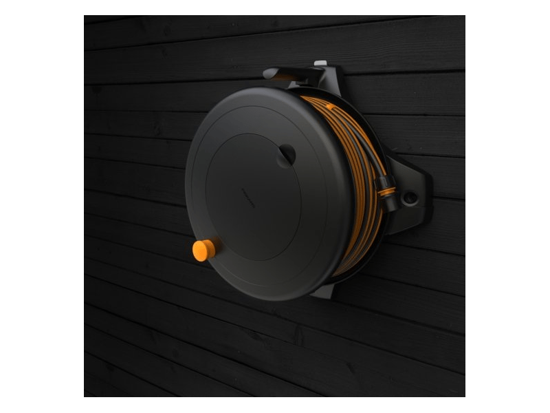 Fiskars 1059235 Solid Fali tartó tömlődobhoz (M-L)