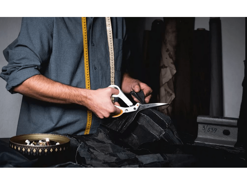 Fiskars 1005225 Amplify szabóolló, 24 cm