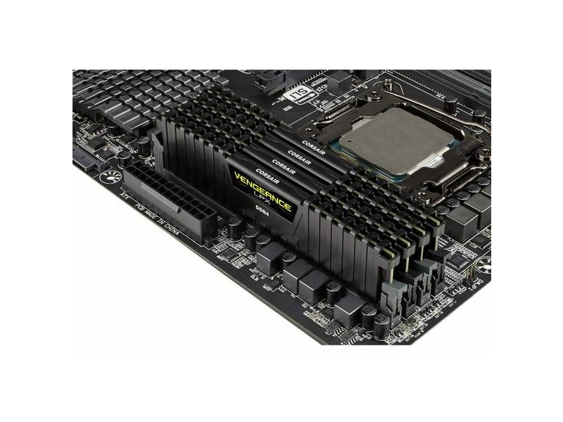 Corsair CMK32GX4M2B3200C16 16GB RAM 2 db