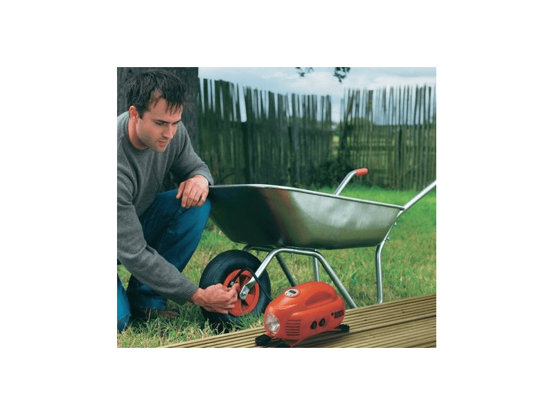 BLACK + DECKER ASI200-XJ Légpumpa 8,27 bar