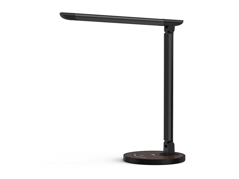 TaoTronics TT-DL13 Asztali LED lámpa, USB töltőporttal, Fekete