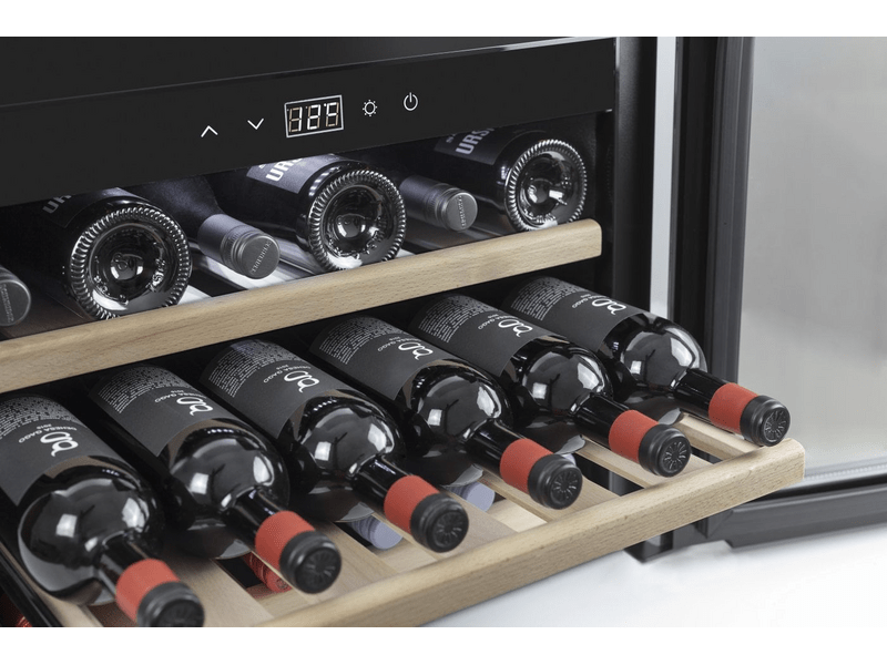 Caso WineSafe 18EB Borhűtő, Inox