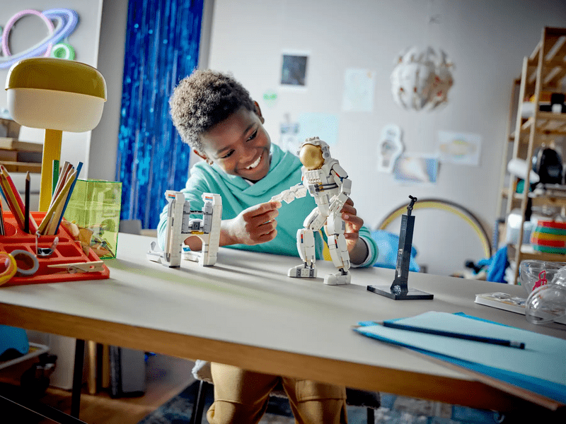 LEGO® Creator astronaut (31152)