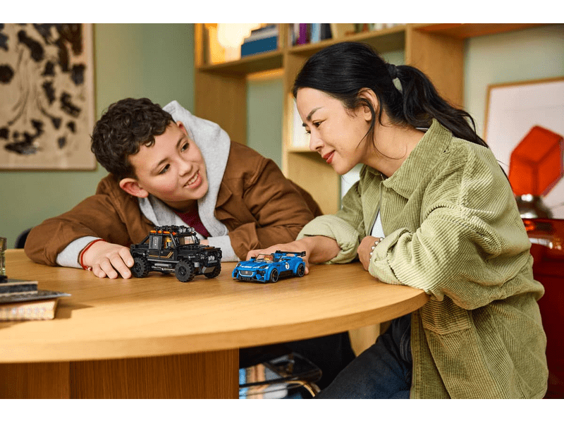 LEGO® Speed Champions Jaguar Project 7 és Land Rover Defender (77264)