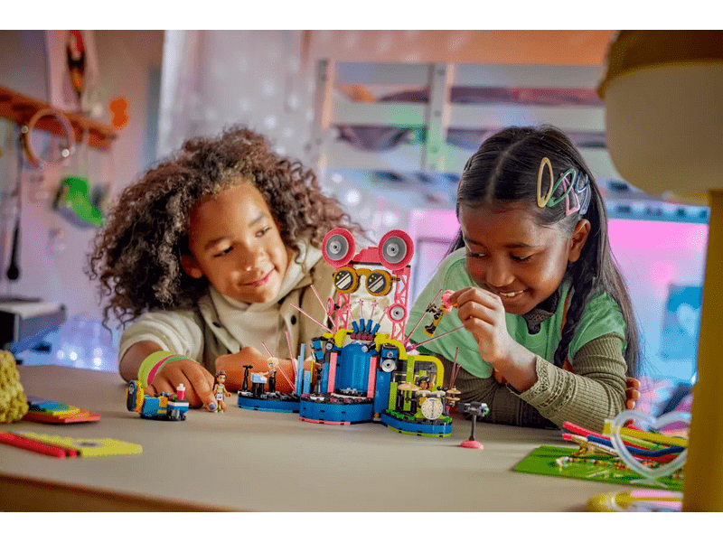 LEGO® Friends Heartlake City zenei tehetségkutató (42616)