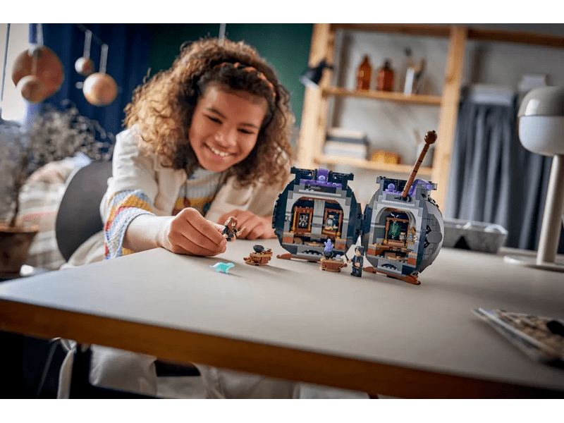 LEGO® Harry Potter™ Üst: Titkos bájitaltanóra-terem (76464)