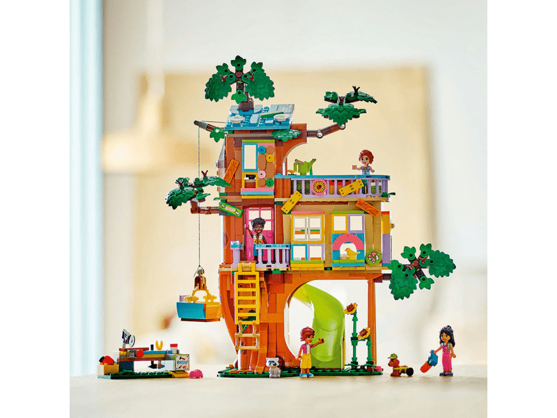 LEGO® Friends Barátság lombház találkahely (42652)