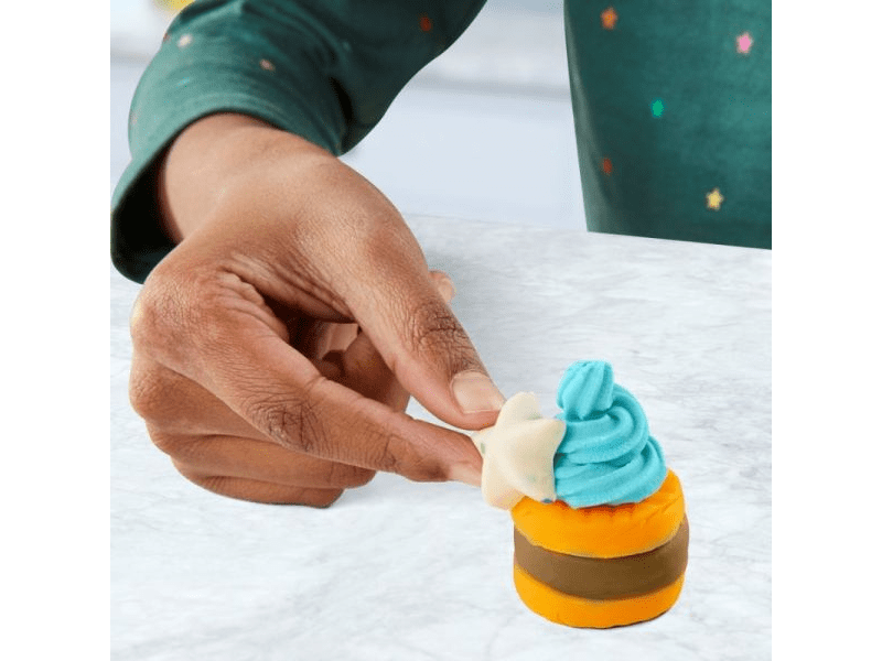 Play-Doh: Varázslatos konyhai robotgép gyurmakészlet (F47185L0)