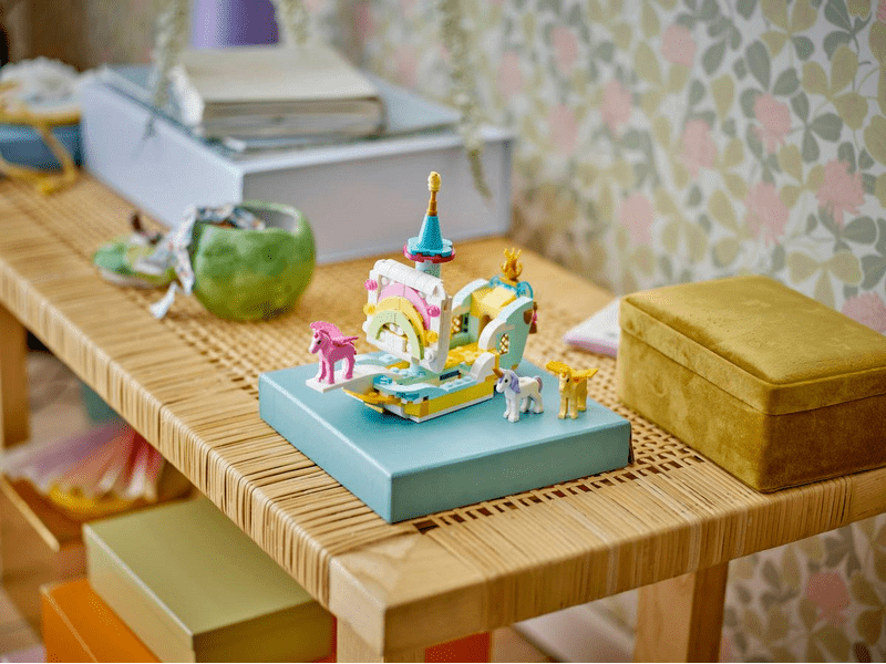 LEGO® Creator 3 az 1-ben Egyszarvúak kastélya (31175)