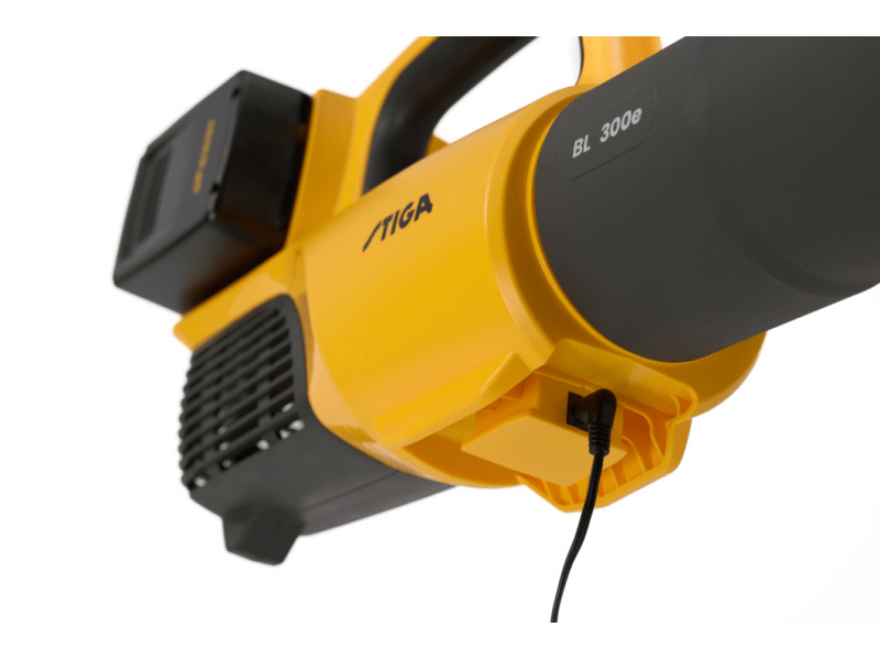 Stiga BL 300e Kit Akkumulátoros lombfúvó (273504501/ST1)