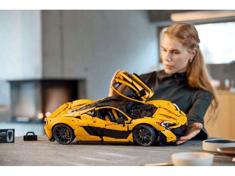 LEGO® Technic McLaren P1™ (42172)
