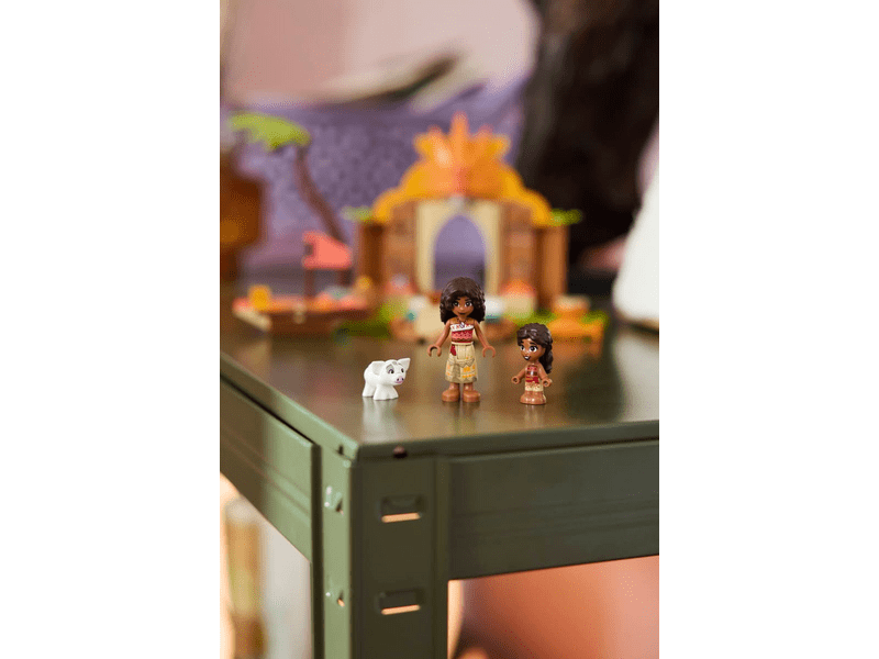 LEGO® Disney Vaiana falusi ház és tutaj (43282)