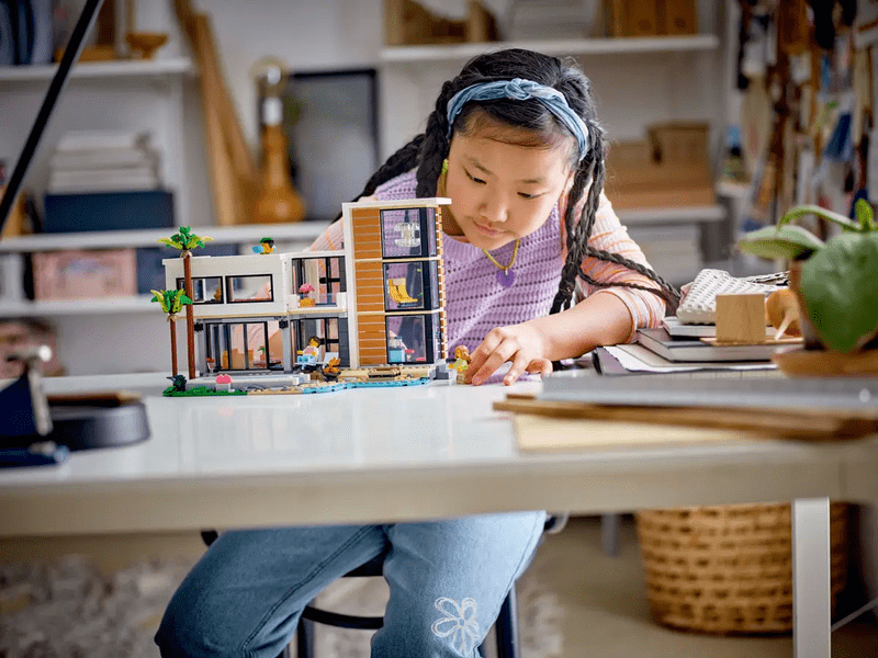 LEGO® Creator Moderna kuća (31153)