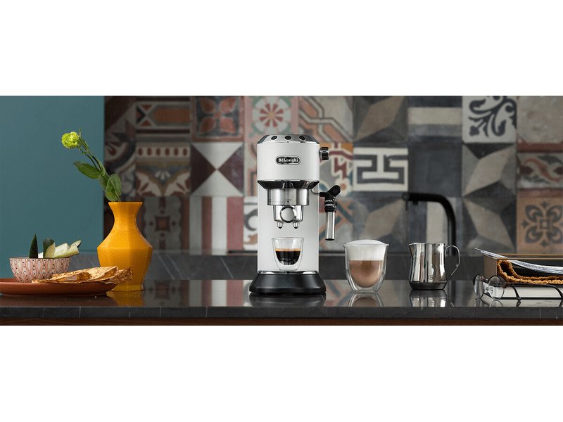 De'Longhi Dedica EC685.W manuális kávéfőző, fehér