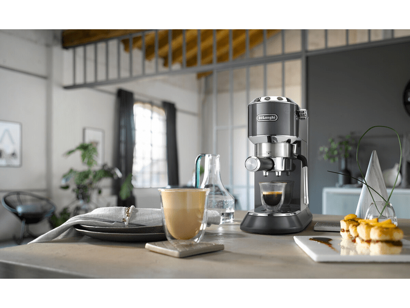 De'Longhi Dedica Arte EC885.GY manuális kávéfőző, szürke
