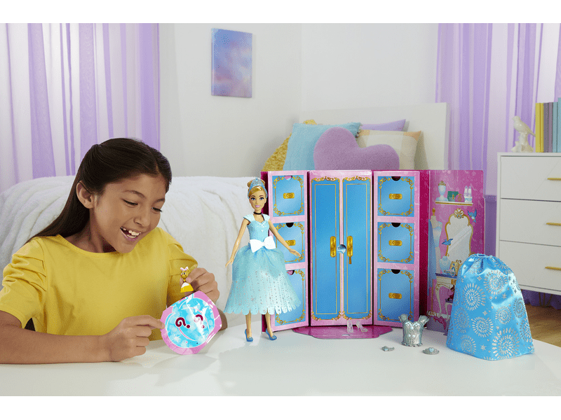 Disney Hercegnők: Hamupipőke meglepetés (HMK53)