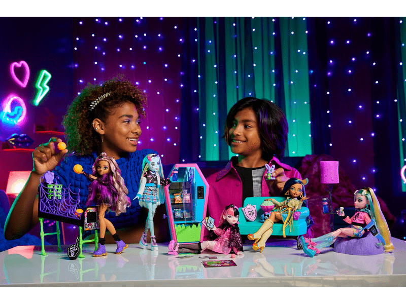 Monster High: Diáktársalgó szett (HNF67)