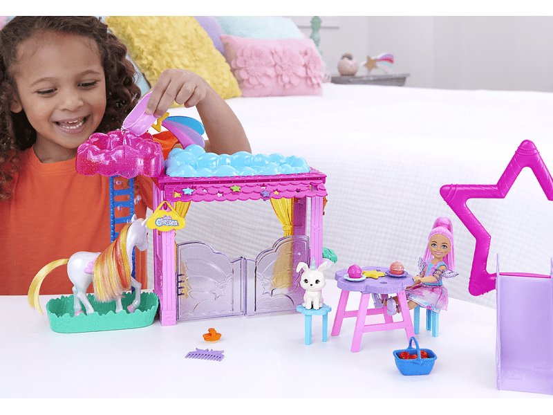 Barbie: A Touch of Magic - Chelsea és pegazus játékszett (HNT67)