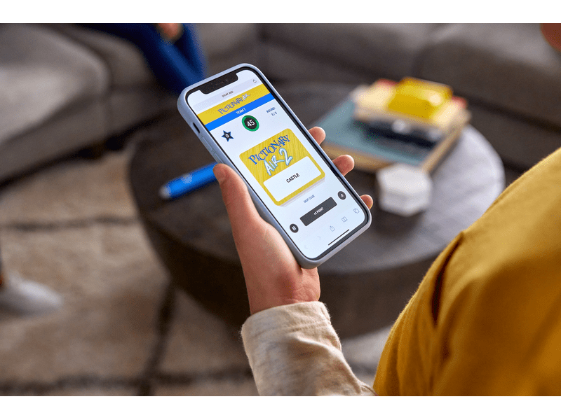 Pictionary Air 2023 (HNT74)