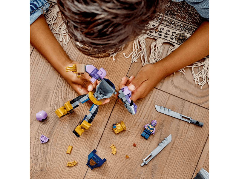 LEGO® Super Heroes Thanos páncélozott robotja (76242)