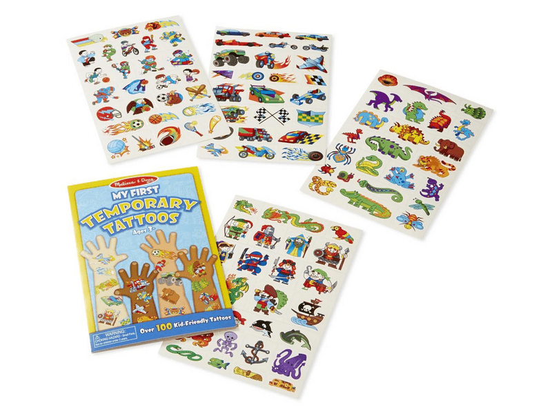 Melissa & Doug tetoválás, fiú