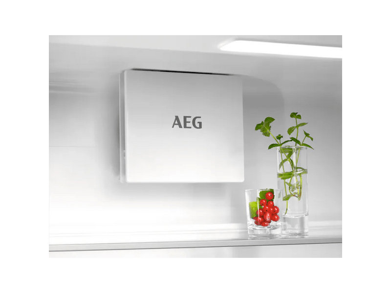 AEG OSC5D181ES Kombinirani ugradbeni hladnjak sa zamrzivačem