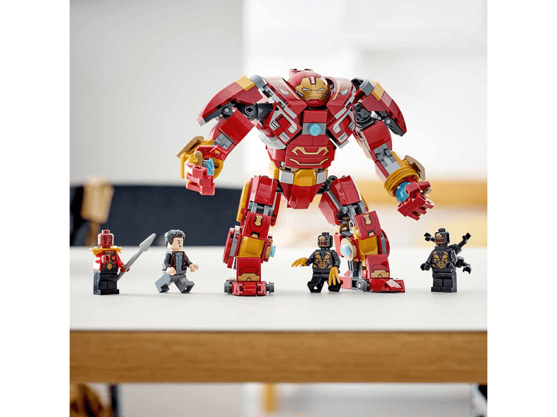 LEGO® Super Heroes Hulkbuster: Wakanda csatája (76247)