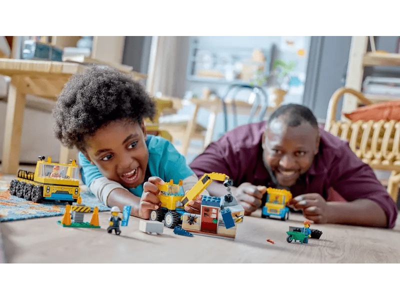 LEGO® City Építőipari teherautók és bontógolyós daru (60391)