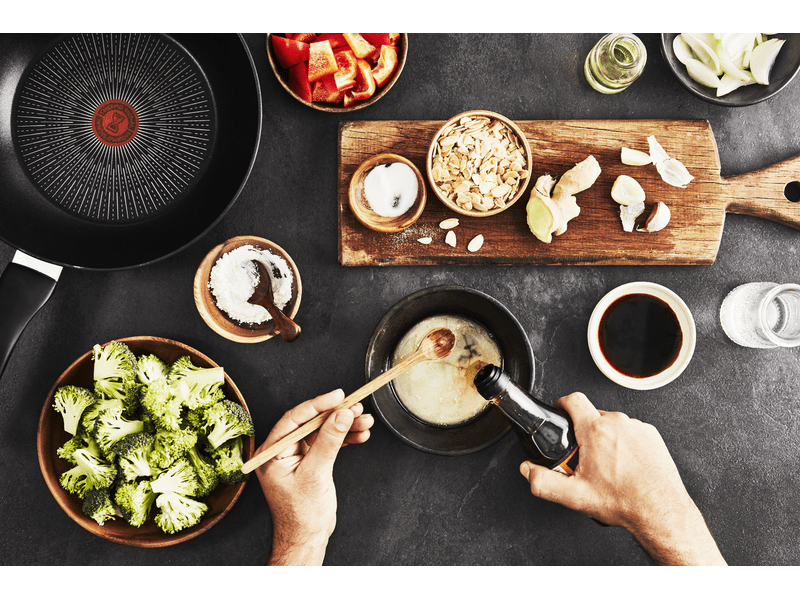 Tefal G2550672 Unlimited serpenyő 28 cm