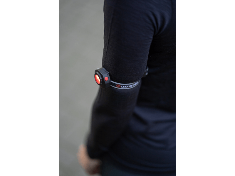 Ledlendser CU2R tölthető jelzőlámpa futáshoz, fekete (502730)