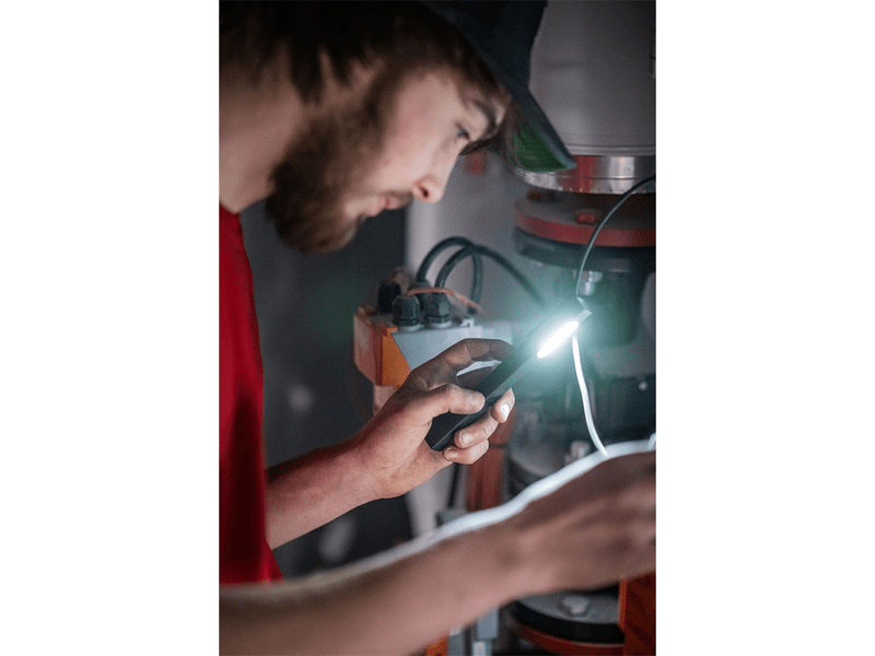 Ledlenser W2 Work 80lm/160lm munkalámpa (502808)