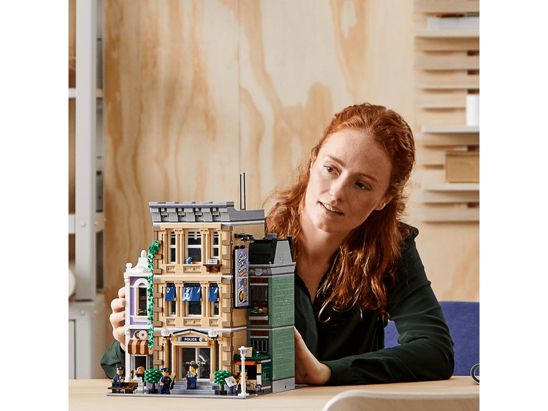LEGO® Creator Expert Rendőrkapitányság (10278)