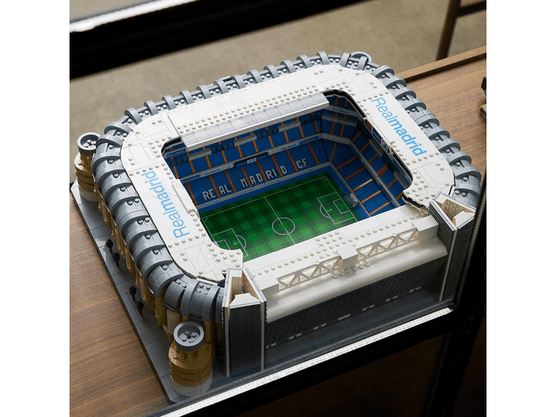 LEGO® Creator Expert Real Madrid – Santiago Bernabéu stadion (10299)