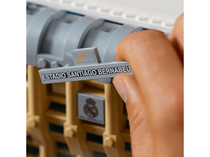 LEGO® Creator Expert Real Madrid – Santiago Bernabéu stadion (10299)