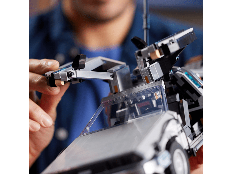 LEGO® Creator Expert Povratak u budućnost Vremenski stroj (10300)